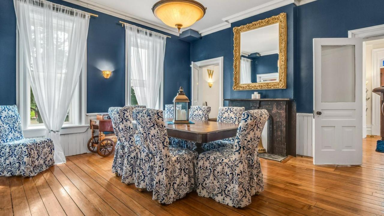 The Woodbridge House 호텔 킹스빌 외부 사진