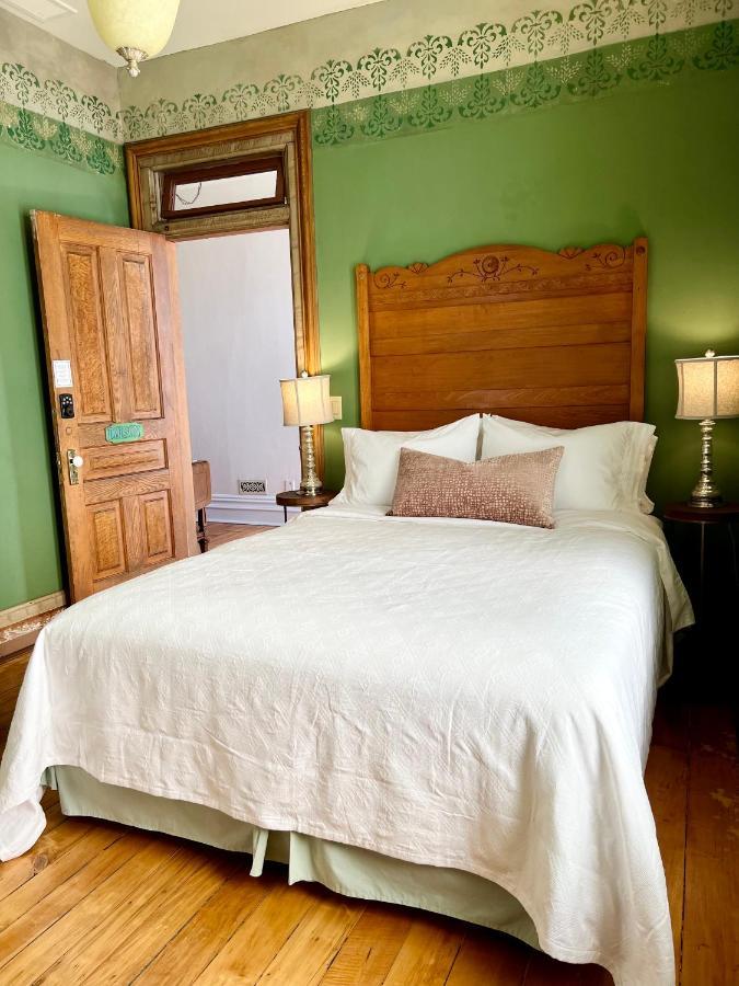 The Woodbridge House 호텔 킹스빌 외부 사진