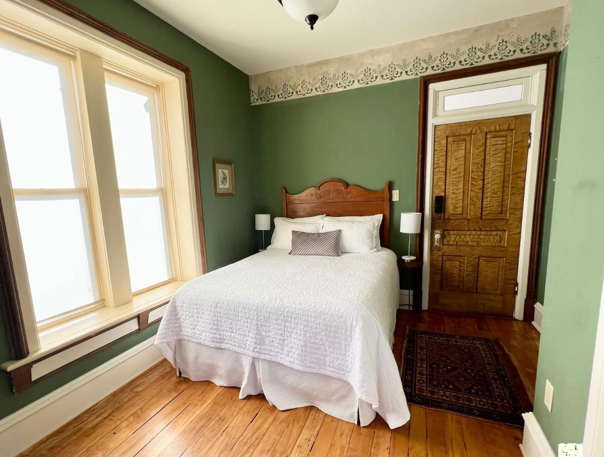 The Woodbridge House 호텔 킹스빌 외부 사진