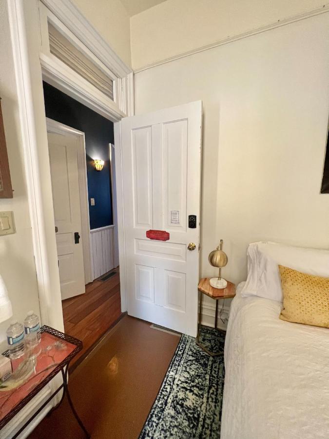 The Woodbridge House 호텔 킹스빌 외부 사진